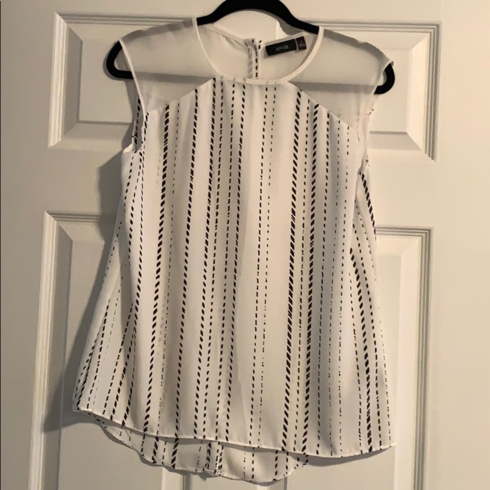 Women’s tank blouse